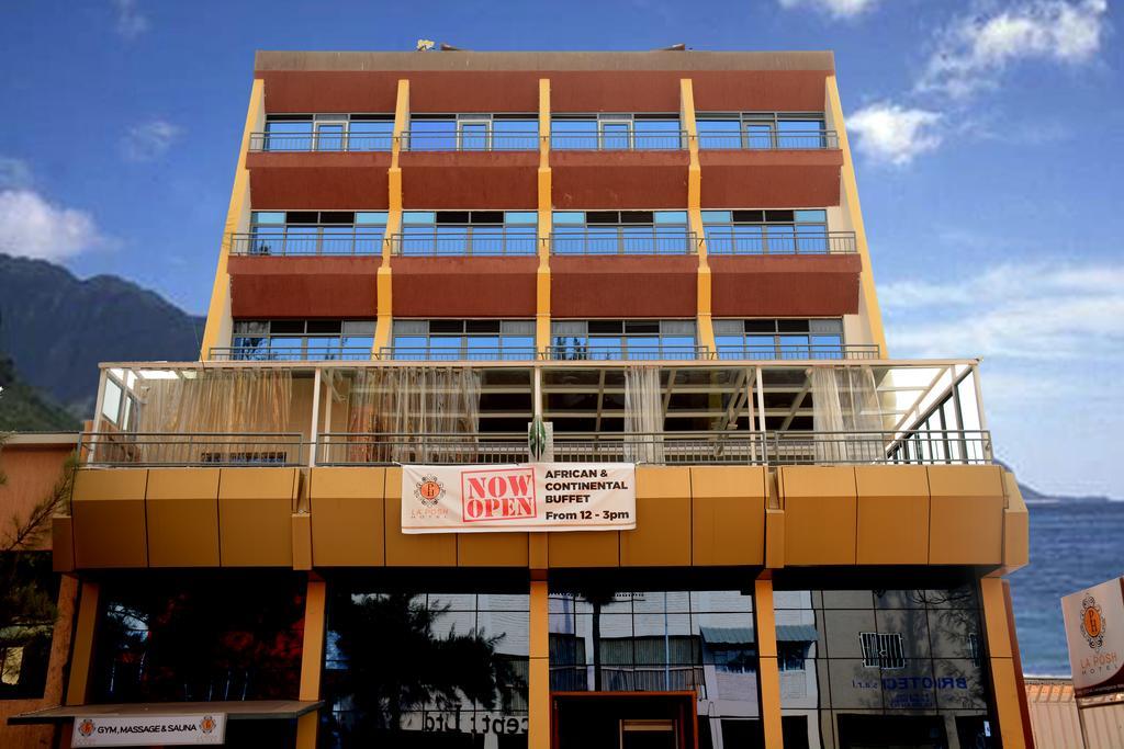 La Posh Hotel Kigali Exterior photo